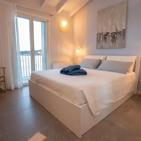 Insalo-holidays Con Vista Sul Golfo Di Appartamento