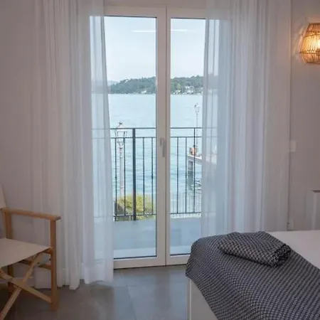 Appartamento Insalo-holidays Con Vista Sul Golfo Di Salò